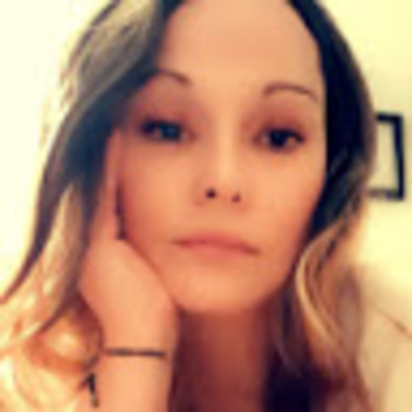 Meet your Posher, Amanda - Picture 1 of 1